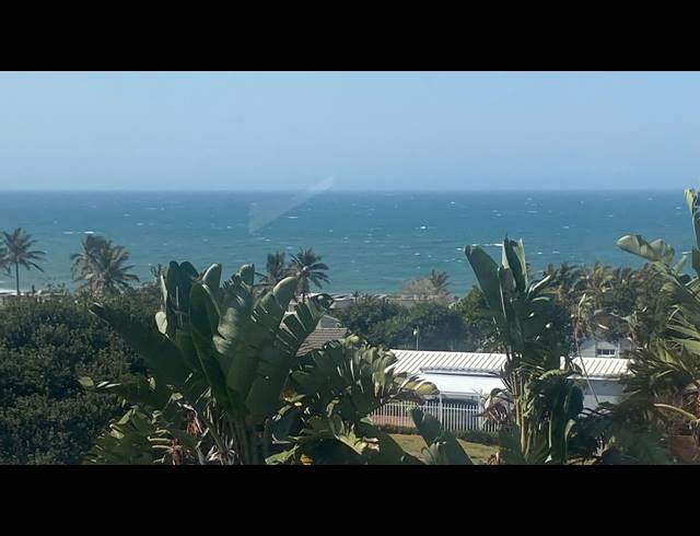 4 BEDROOM HOUSE FOR SALE IN COMPENSATION BEACH
